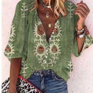 Boho- chic blouse: NWT; Size S-M